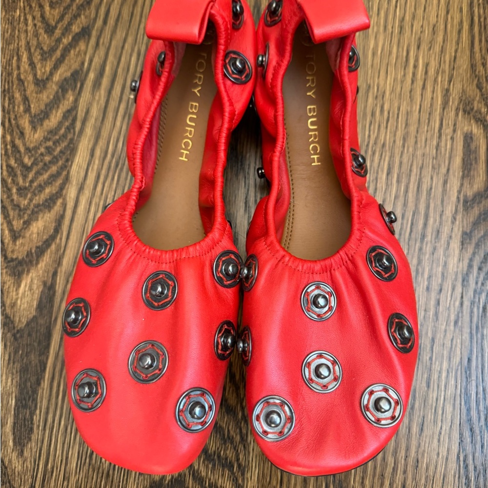 Tory Burch red flats 8.5 size